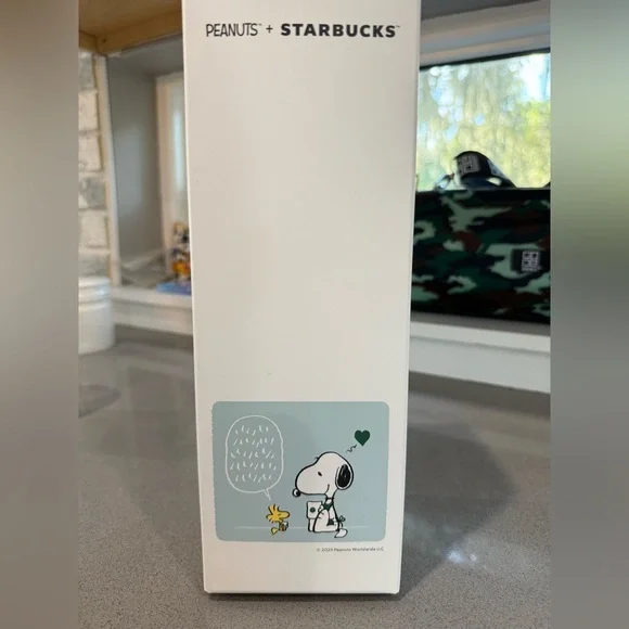 Starbucks Peanuts Snoopy Joe Cool Limited Edition 24oz Insulated Cup Mug New - Picture 6 of 6
